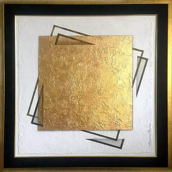 Adriana Plucha - Abstraction with high-carat gold in petals