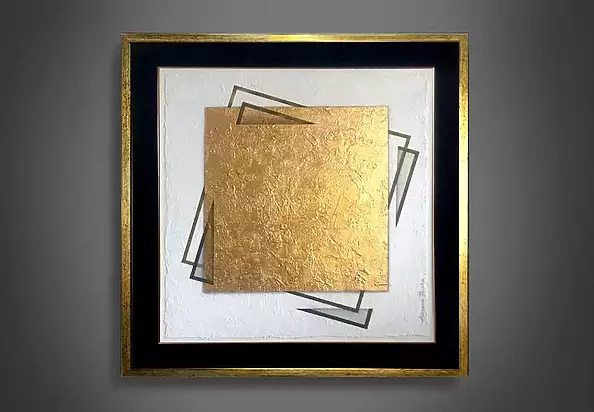 Adriana Plucha - Abstraction with high-carat gold in petals