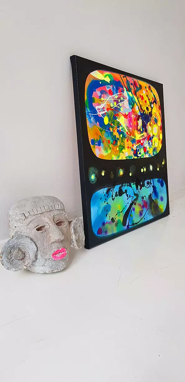 Marlena Majchrzak - Yellow-blue abstraction on a black background