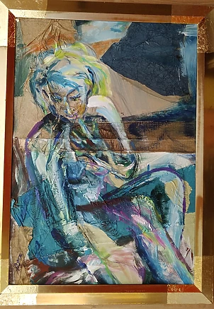 Anna Borcz - Seated act