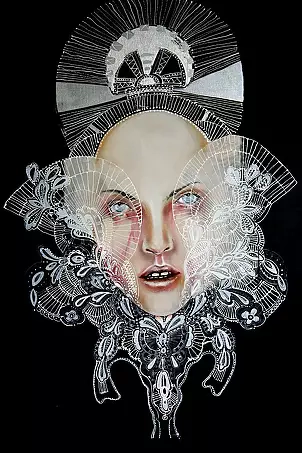 Maggie Piu -  BLACK MEDUSA