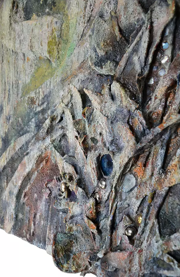 Agnieszka Osak - "Beautiful structures of love"