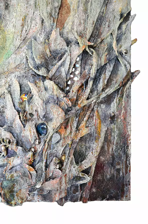 Agnieszka Osak - "Beautiful structures of love"