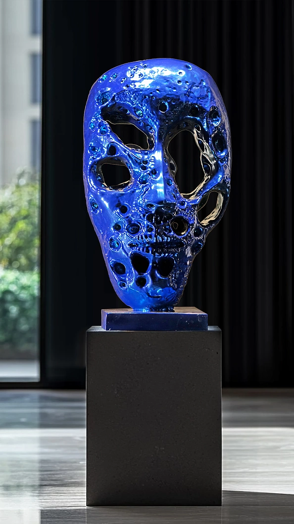 Krzysztof Plonka - Belfegor Gold Blue - Sculpture