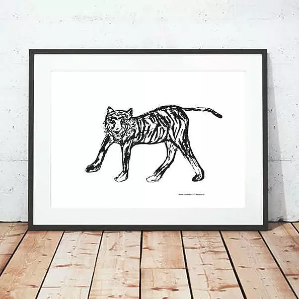 Anna Skowronek - Black and white poster with a tiger