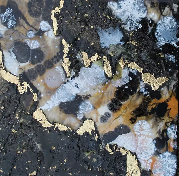 Rachel McCullock - Black Gold