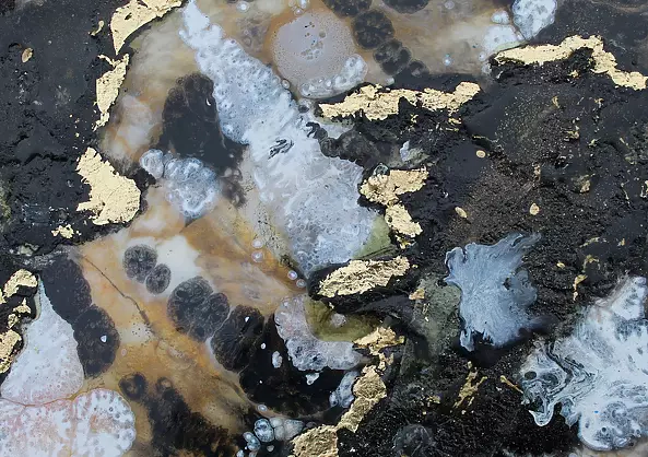 Rachel McCullock - Black Gold