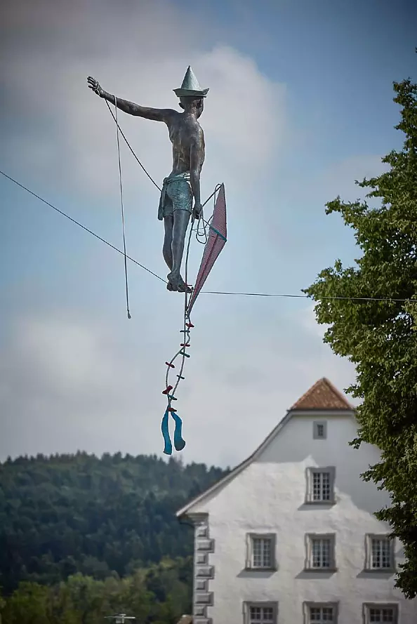 Jerzy Kędziora - Boy with a kite - BALANCE SCULPTURE