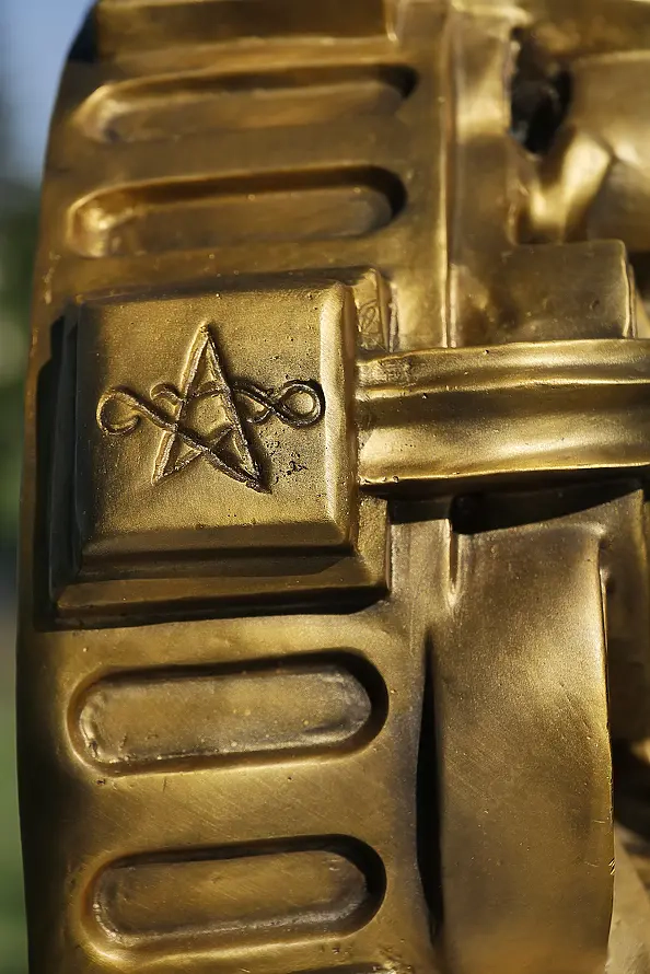 Krzysztof Plonka - Скульптура Хроноса