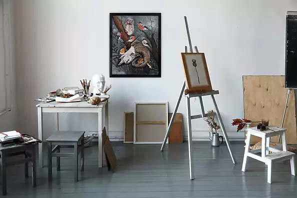 Agnieszka Mantaj - Czaszka muflona i ptaki