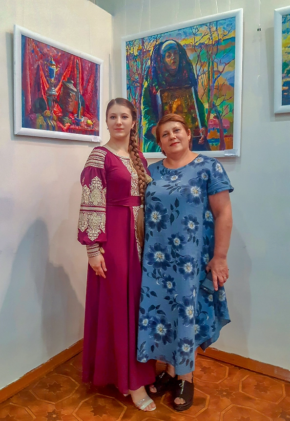 Anastasiia Kurkova - Red colors