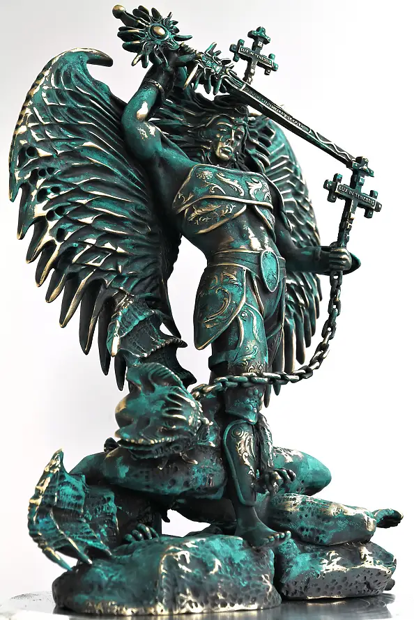 Krzysztof Plonka - Decretation Divinorum 6/9  rzeźba  Archangel Michael vs Lucifer Sculpture