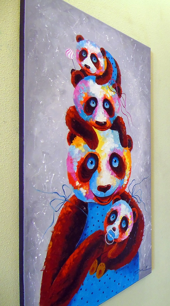 Olha Darchuk - Family of pandas