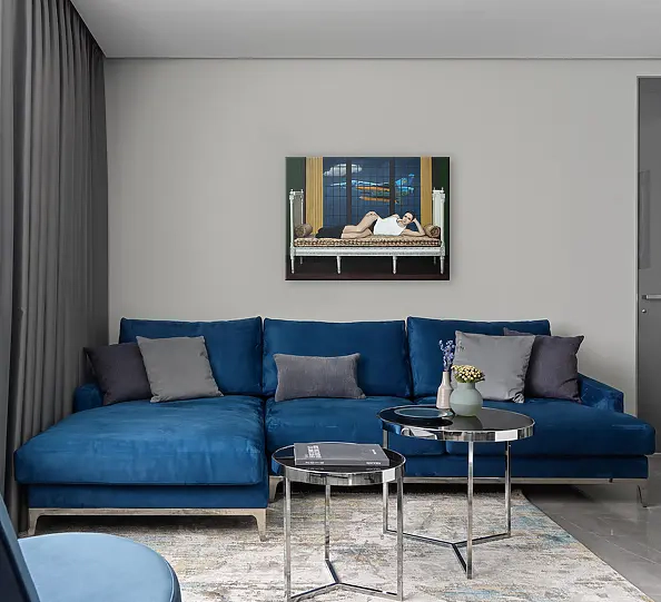 Nataliya Bagatskaya - The Dove of Peace, or the Ghost of Kiev