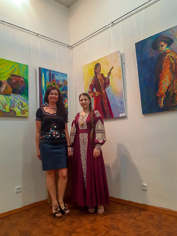 Anastasiia Kurkova - Huculski Sardak