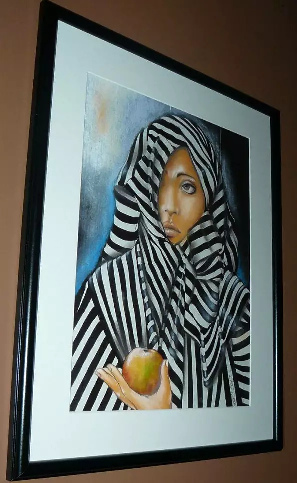 Iwona Wierkowska-Rogowska - Apple