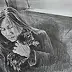 Agnieszka Kurlenda - Женщина перед 40-Unit карандашный рисунок
