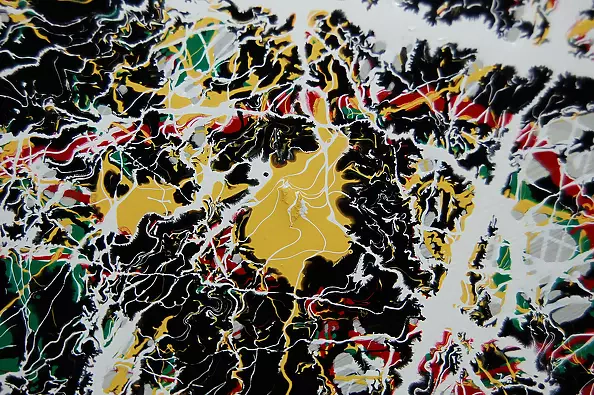 Amelia Augustyn - The composition of the yellow stain