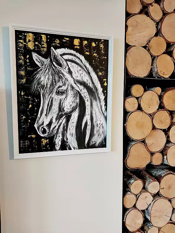 Agnieszka Mantaj - Horse in gold