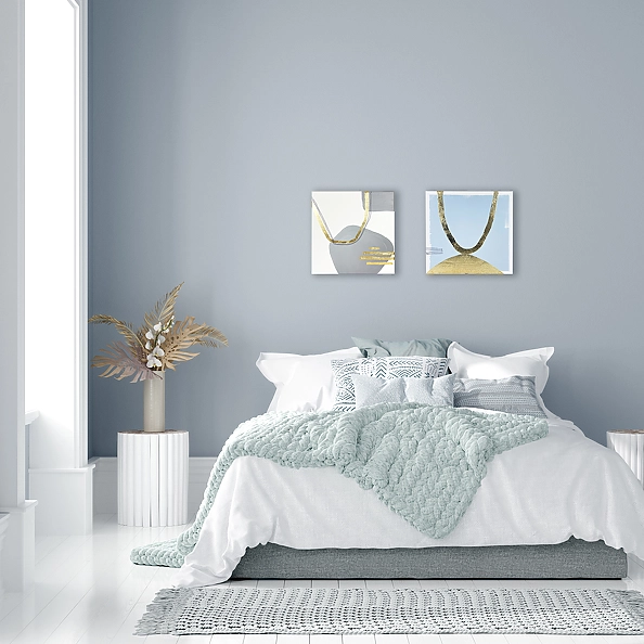 Emilia Piesik - Blue contrasts