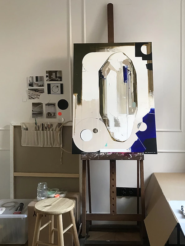 Olga Hausmann - Lucid