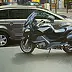 Andrzej A Sadowski - Натюрморт в городских серости-Auxere-рю дю Пон мотоциклов BMW 1200 RT