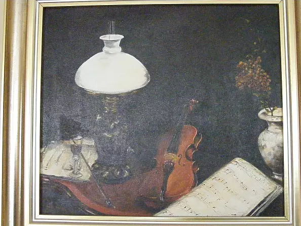 Bozena Chlopecka - Still Life violin and lamp
