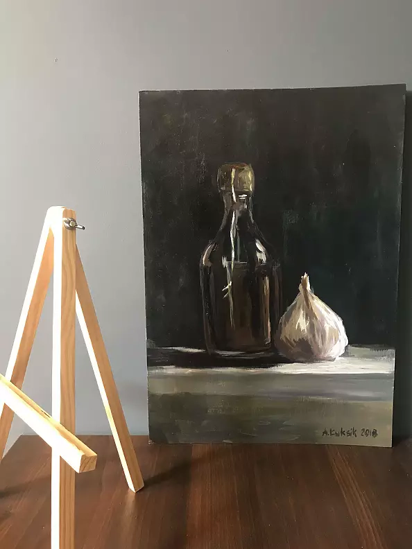 Agnieszka Łuksik - Still life with garlic