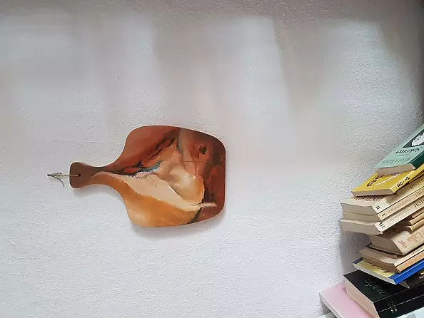 Bożena Mozolewska - Seashell on a board