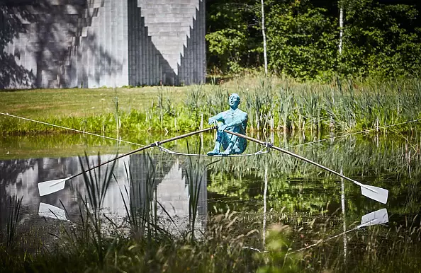 Jerzy Kędziora - At the finish line - Rower II - BALANCE SCULPTURE