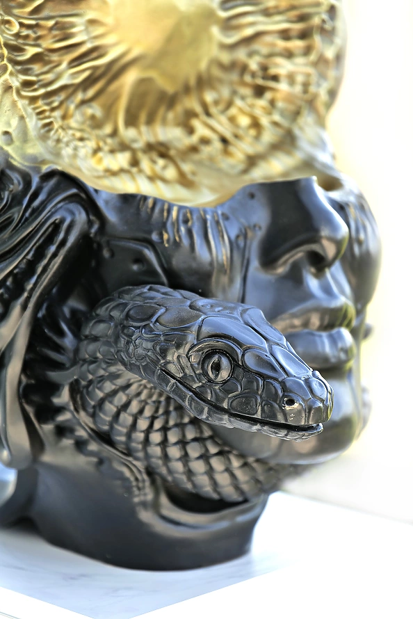 Krzysztof Plonka - Nutrix Venera  rzeźba 