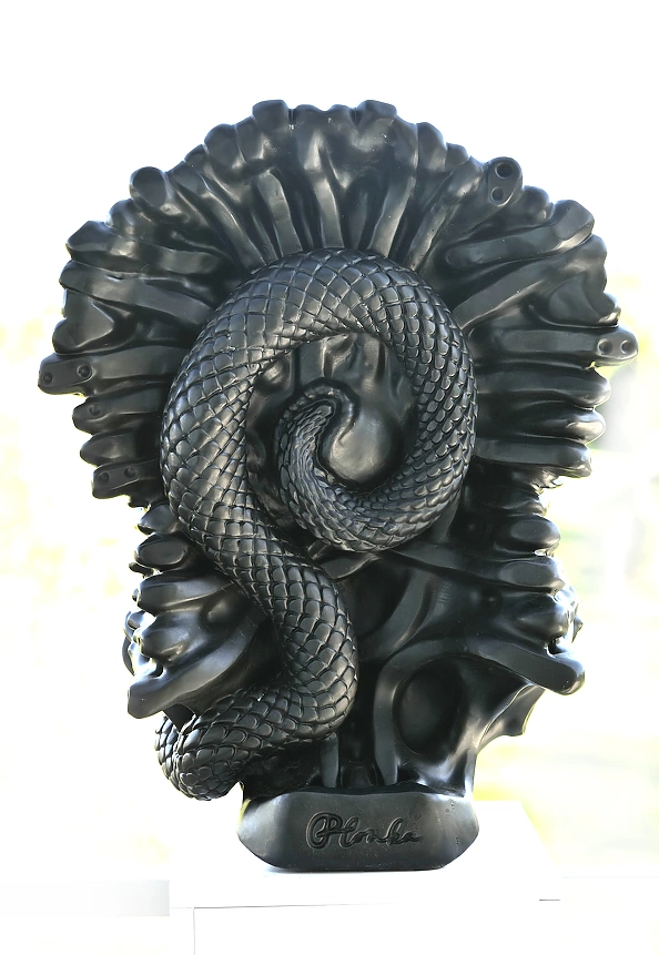 Krzysztof Plonka - Nutrix Venera  rzeźba 