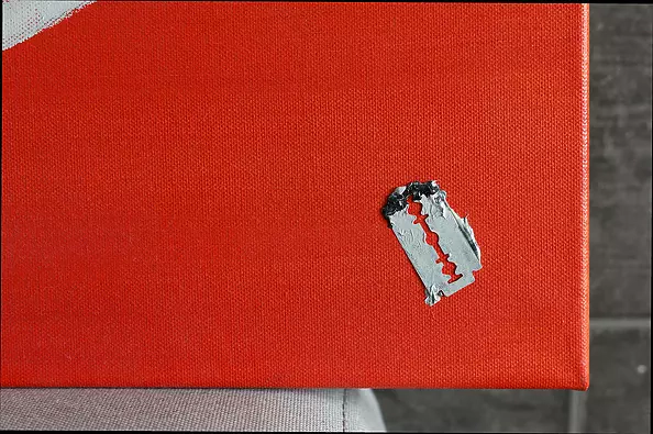 Maciej Grzeszak - Odprzedmiotowienie - żyletka