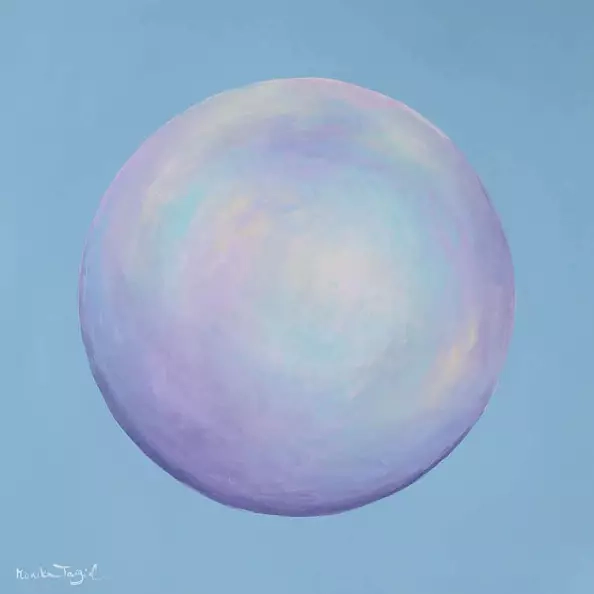 Monika Targiel - Opalescent full moon