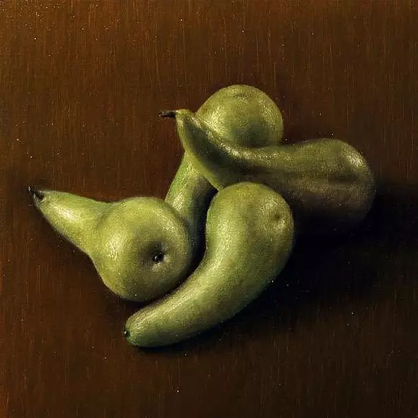 Kriz Cruz - FAMILY PORTRAIT PEARS