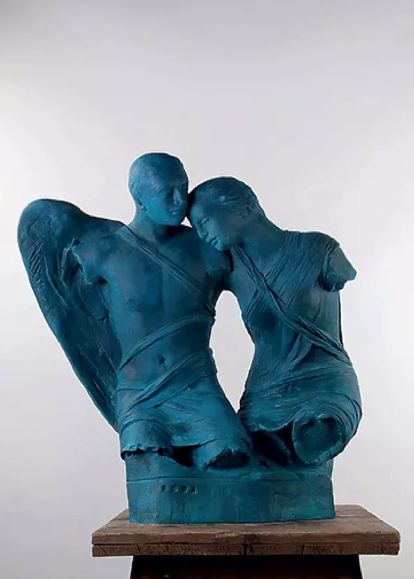 Igor Mitoraj - Angel's Kiss II - Base Sculpture