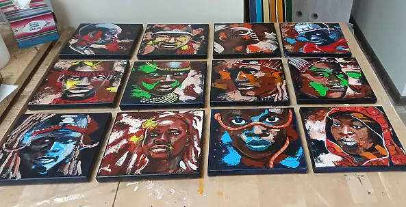 Jolanta Kitowska - Look at me 3. Miniatures from Africa