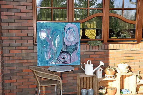 Beata Van Wijngaarden - GUNS AND ROSES. AND TULIPS