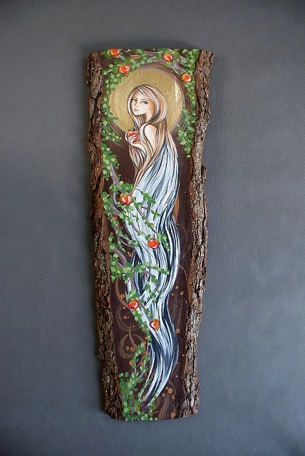 Wioletta Niewiarowska - Paradise apple tree