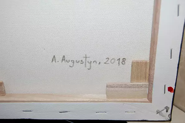 Amelia Augustyn - Red