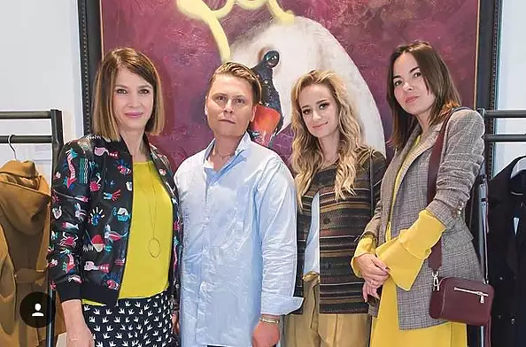 Mark Gray - Ruler of the Realm