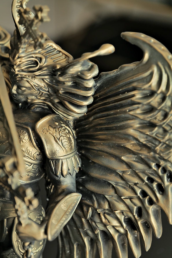 Krzysztof Plonka - Rzeźba " Decretation Divinorum "