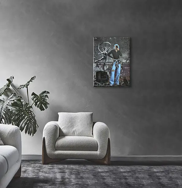 Nataliya Bagatskaya - Selfie ze sztuką Banksy'ego