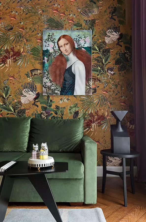 Nataliya Bagatskaya - In the magnolia garden ...