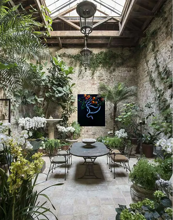 Drozdova Mariia - Wąż albinos