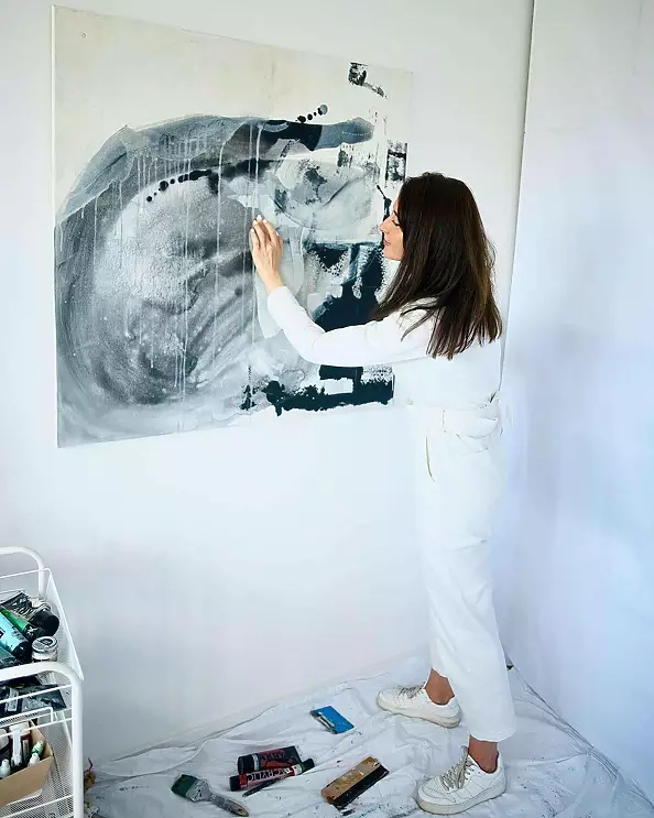 Justyna Mazur - White Noise