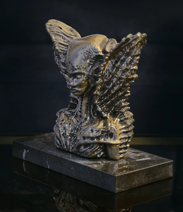 Krzysztof Plonka - EVA Rzeźba