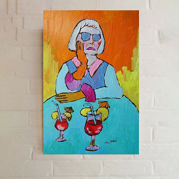 Marlena Kuc - diva with a drink