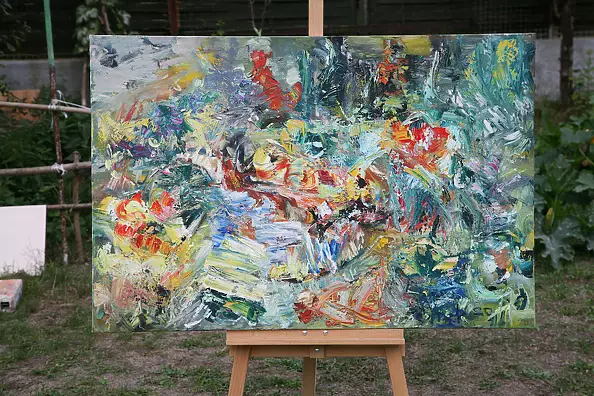 Eryk Maler - e`ryk  - owoce i butelki na stole