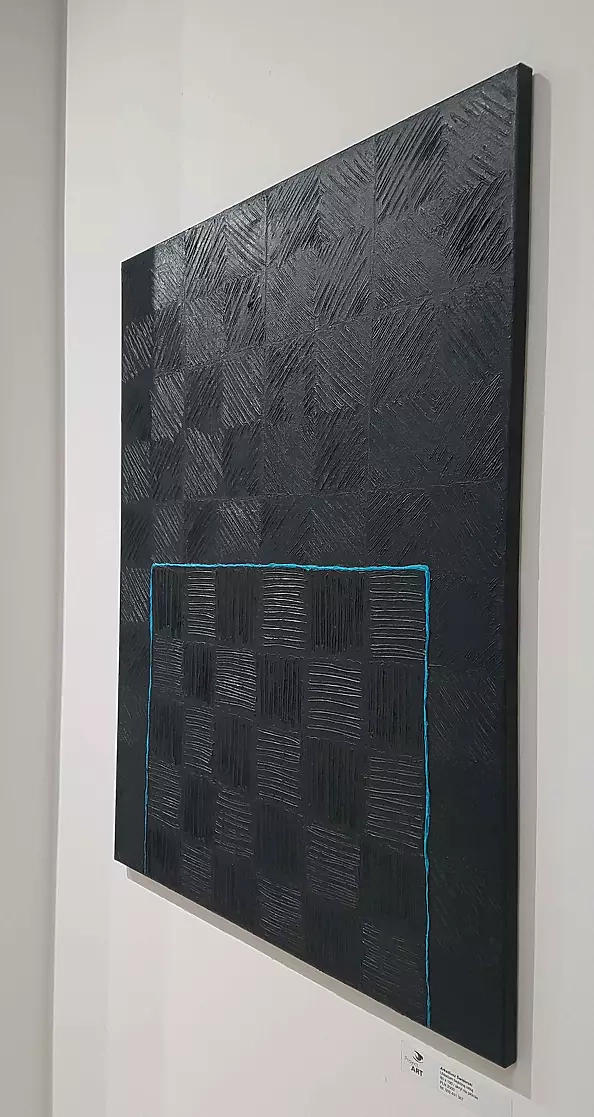 Arkadiusz Świderski - I put the blue thread